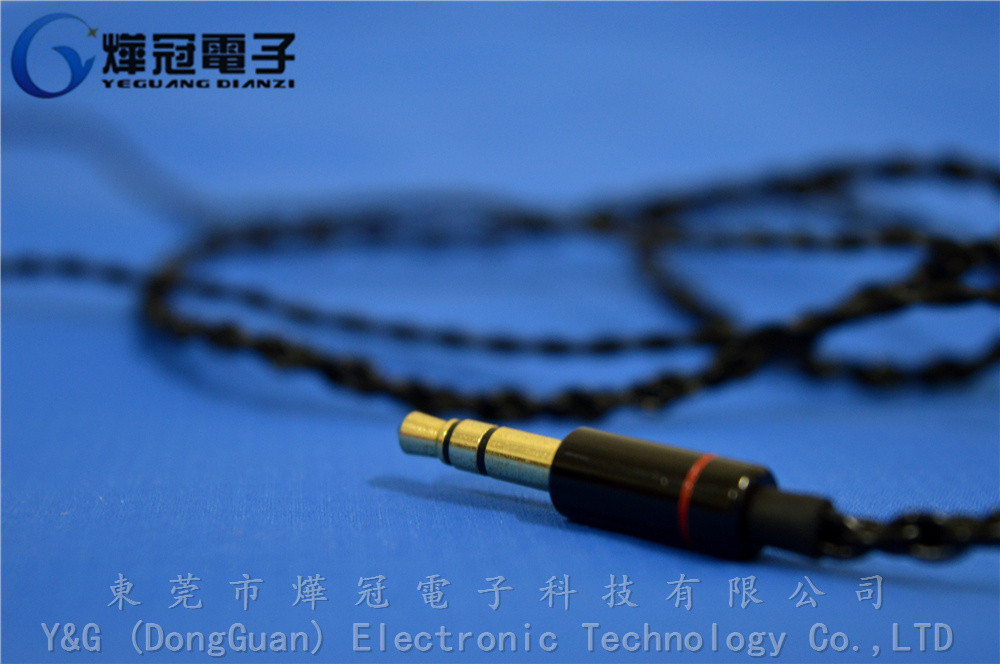 TPU插接式双绞型 罗技UE耳机线